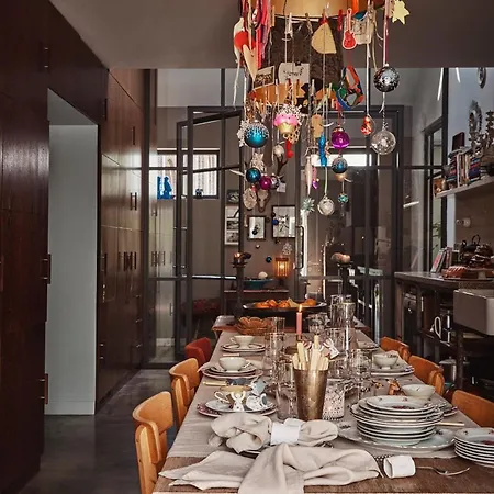 Private In Design House Near Amsterdam Homestay
